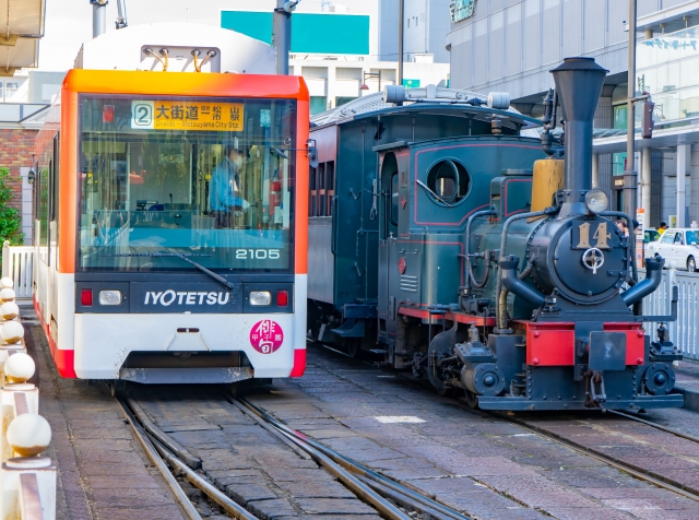 松山－坊っちゃん列車と路面電車