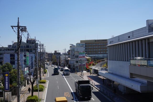 登戸－JR登戸駅と多摩沿線道路